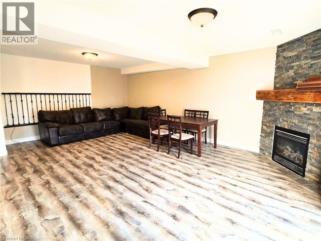 Photo du bâtiment - 118 Fano Dr