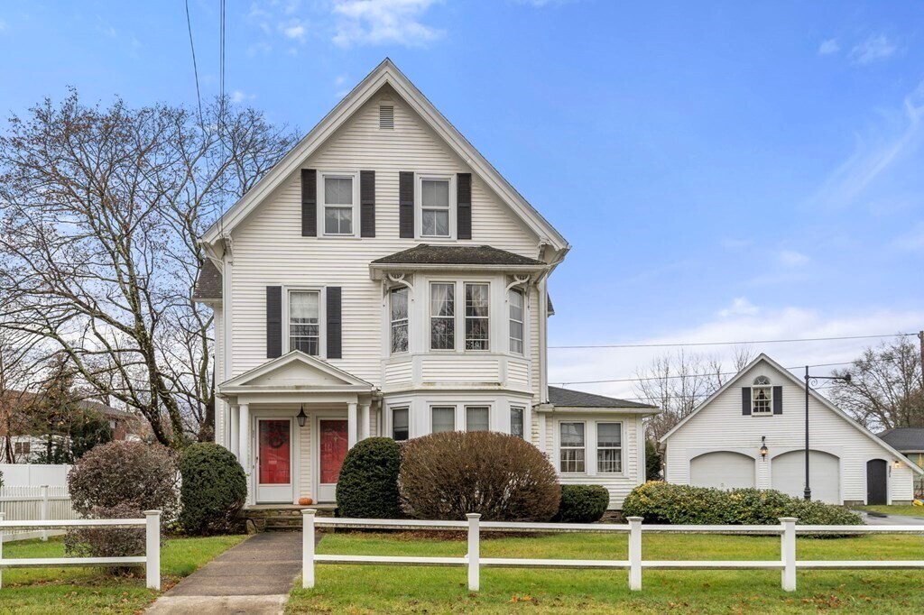 Foto principal - 269 Mendon St