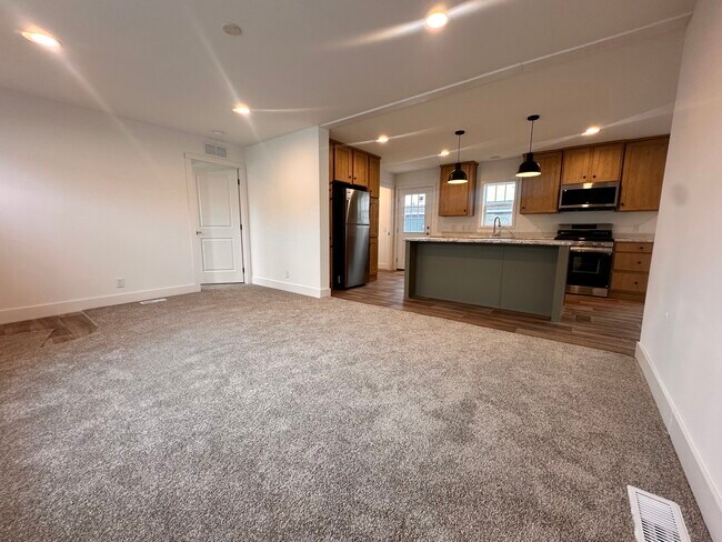 Foto del edificio - 15 Cavalier St N