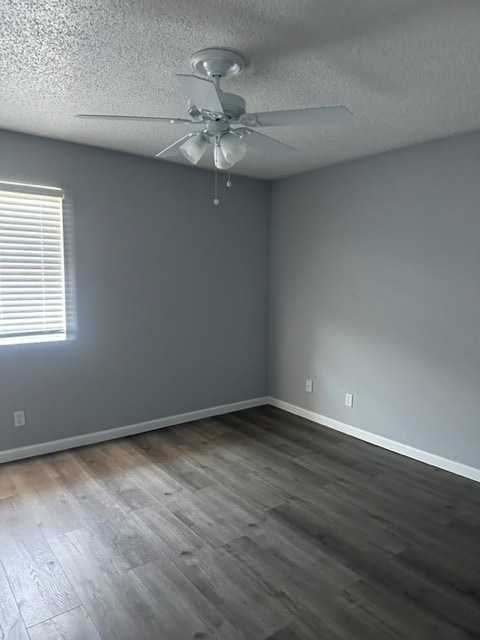 Interior Photo - CFT Parkdale Plaza - Crow Rd