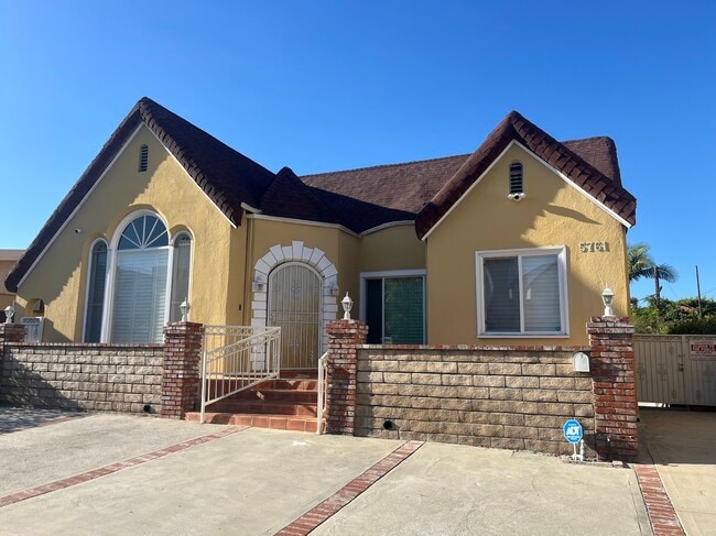 Building Photo - 5761 W Olympic Blvd