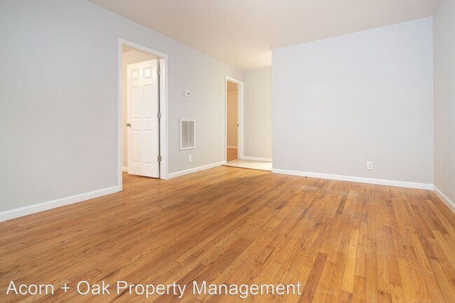 Foto del edificio - 2 br, 1 bath House - 1208-B Rosedale Avenue