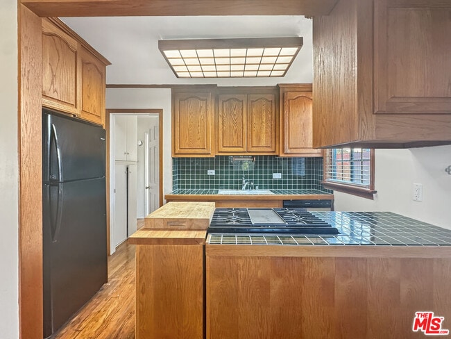 Foto del edificio - 5962 W 85th Pl