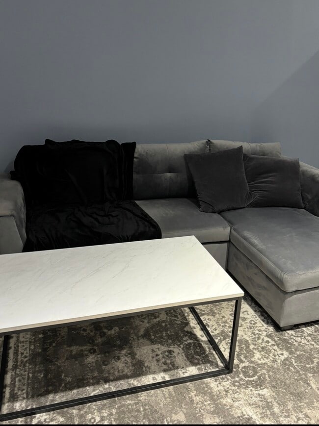 Building Photo - 25 Gelston Ave