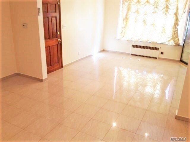 Foto del edificio - 1319-1384 84th St