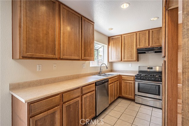 Building Photo - 31759 Avenue E