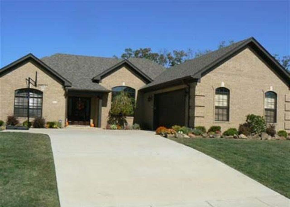 Foto principal - 924 Greystone Blvd