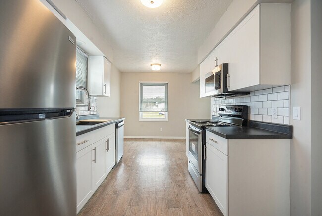 Building Photo - Country Ridge Apartments