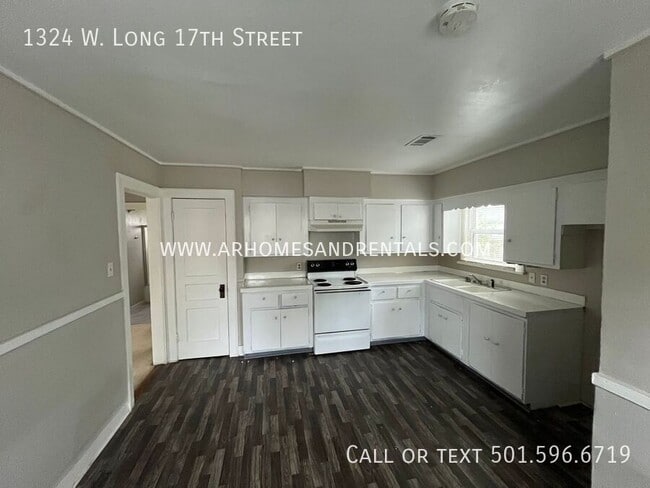 Foto del edificio - 1324 W Long 17th St