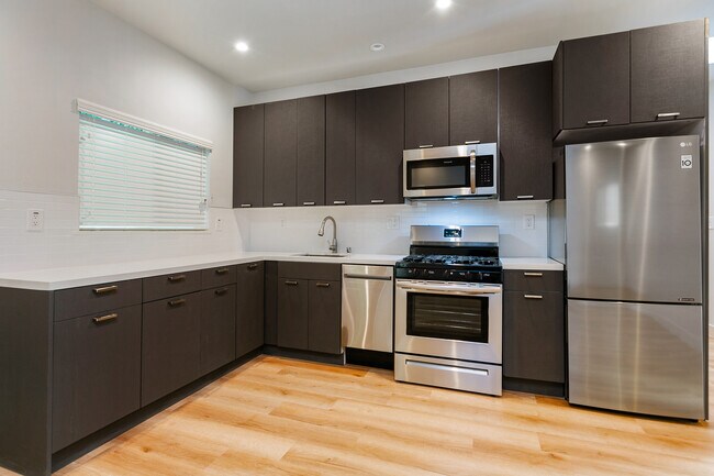 Foto del edificio - 1784 S Rimpau Blvd