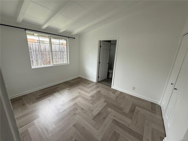 Foto del edificio - 20578 Kittridge St