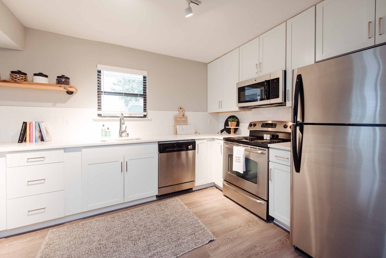 Mallard Crossing at St. Matthews Apartments in Louisville, KY