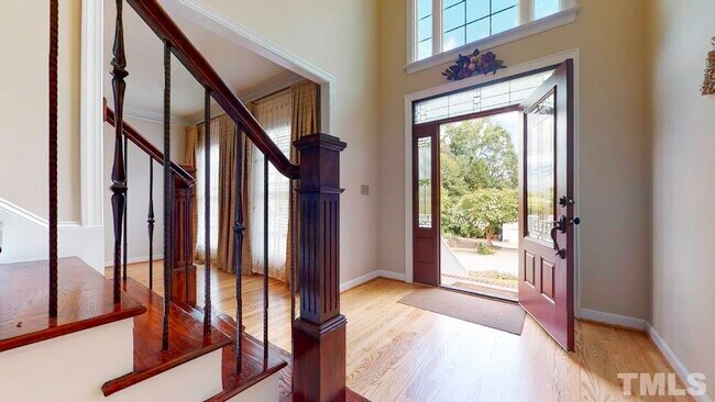Foto del edificio - 907 Haddon Hall Dr