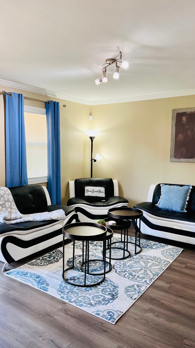 3151 Apt. B (Furnished) - 3151 Booker St
