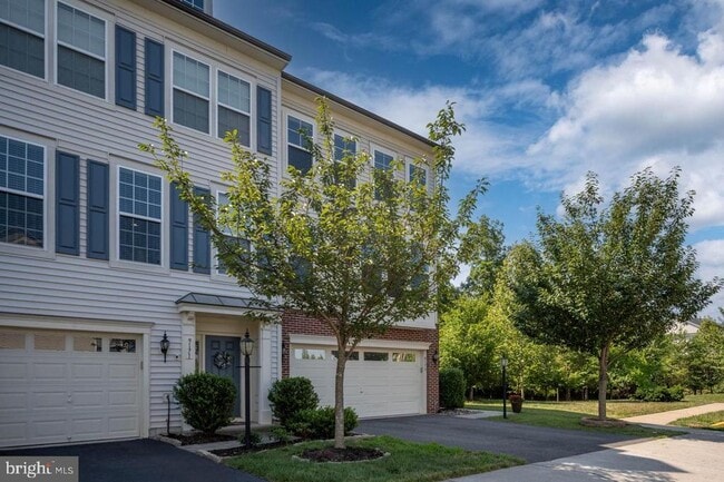 Building Photo - 9173 Balaton Lake Ln