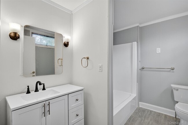 Building Photo - 95 Market St