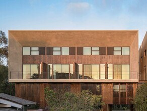 Building Photo - 3732 10th Ave