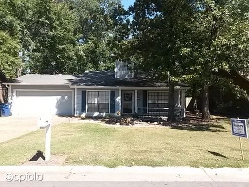 Primary Photo - 119 Rolling Oaks Dr
