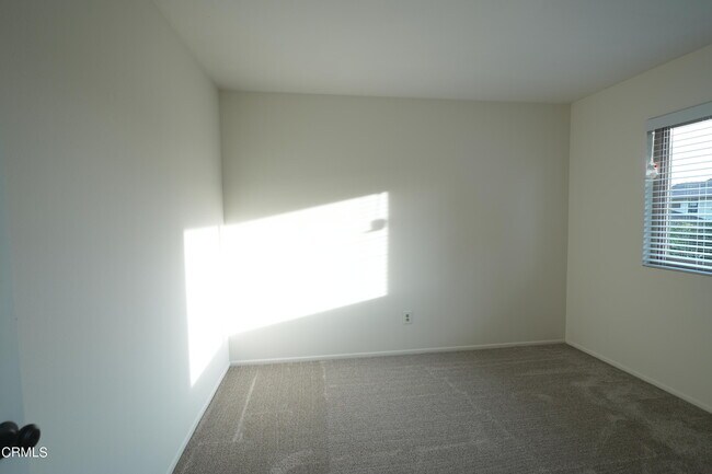 Building Photo - 1675 Arroyo Seco Dr