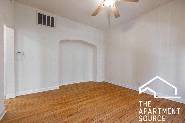 Foto del edificio - 2130 W Concord Pl