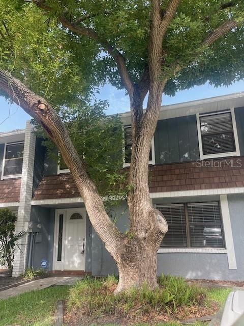 Foto principal - 1218 Abbey Crescent Ln