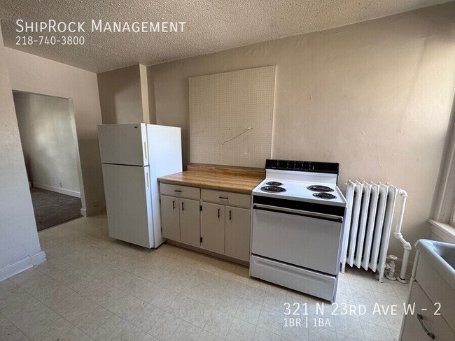 Building Photo - 321 N 23rd Ave W