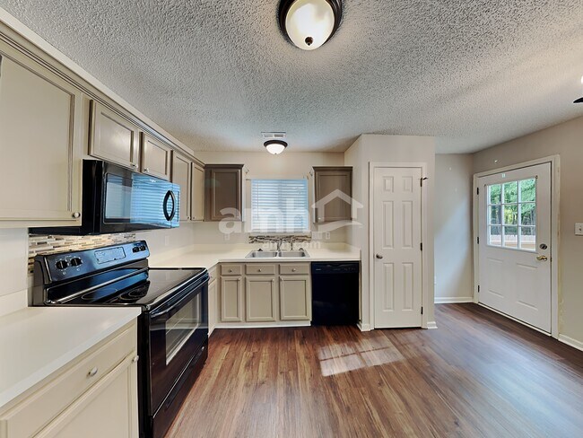 Building Photo - 3416 Braefield Dr