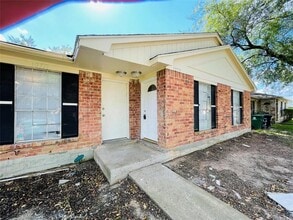 Building Photo - 12713 Lima Dr