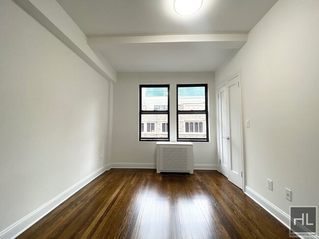 Foto del edificio - WEST 68 STREET