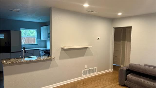 Building Photo - 11743 Broadmoor Dr