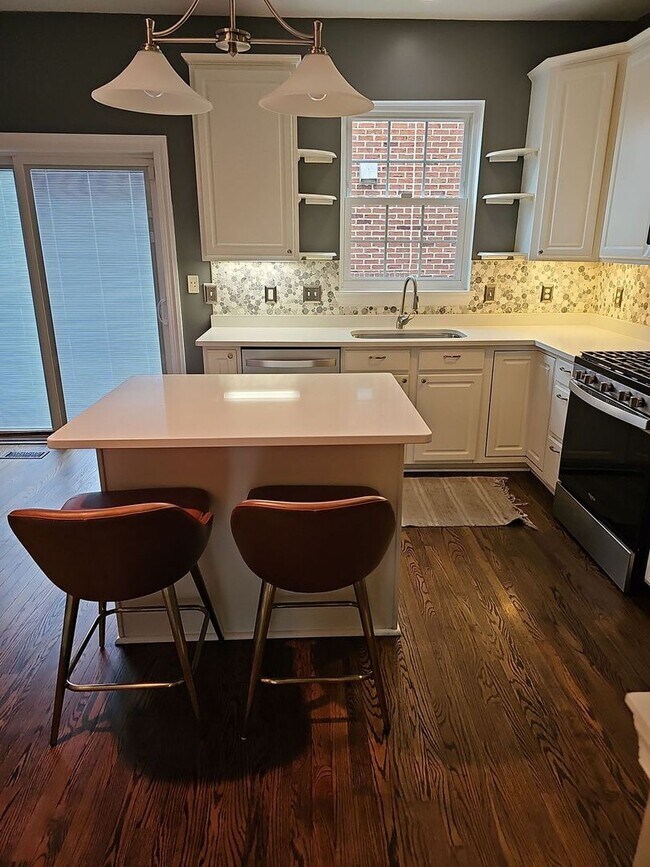 Foto del edificio - 3212 Toone St