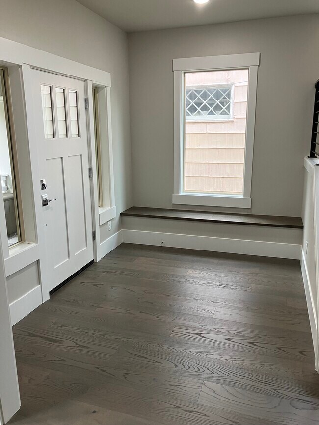 Foto del edificio - 746 Broadway E