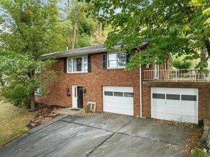 Building Photo - 1447 Beverly Dr