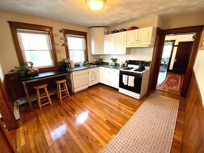 Foto del edificio - 204 Cedar St