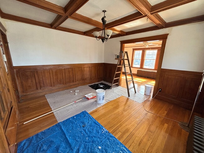 Building Photo - 5051 Washington St