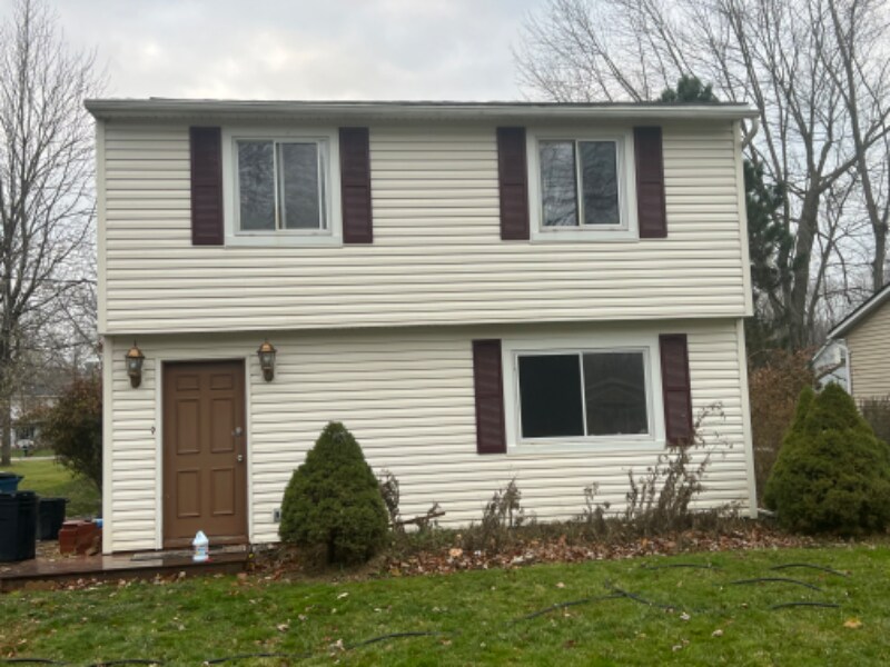 Primary Photo - 35456 King Dr