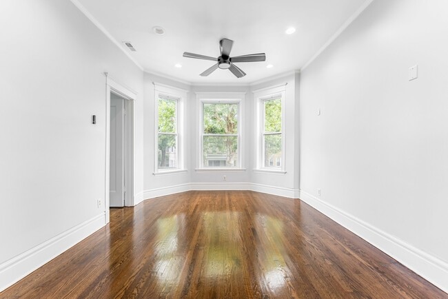 Foto del edificio - 1632 S Drake Ave