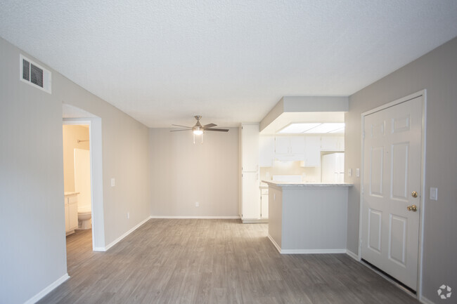 2HAB, 2BA-883 ft² - Cordova Park