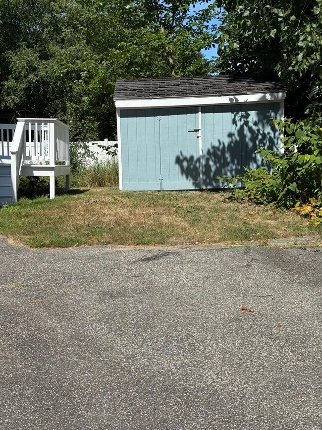 Building Photo - 5A Caryn Dr
