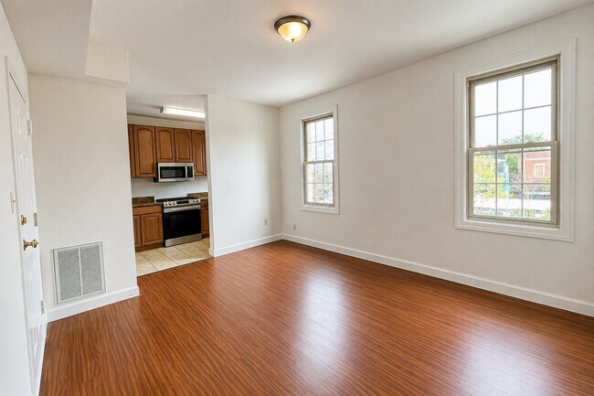 Foto del edificio - 1111 Lamont St NW