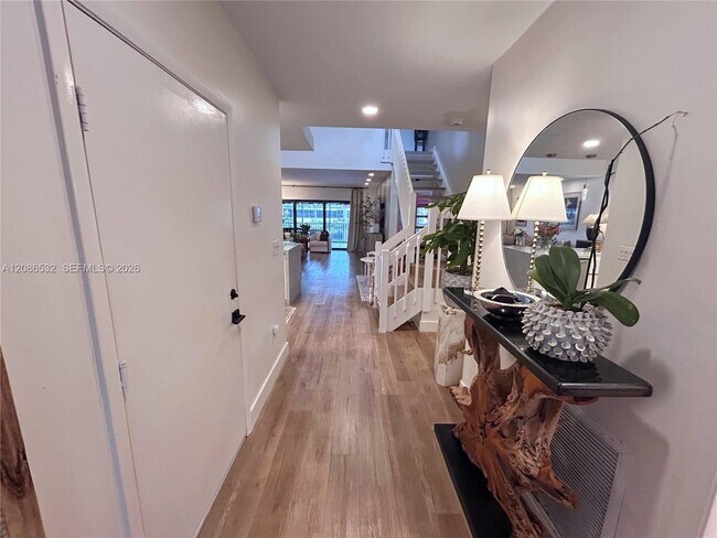 Foto del edificio - 14740 Balgowan Rd