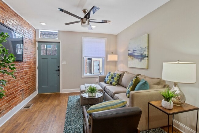 Building Photo - 602 Fernon St