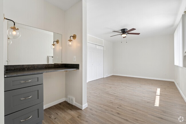 1BR, 1BA - 790SF - Bedroom - Ava Dearborn Heights