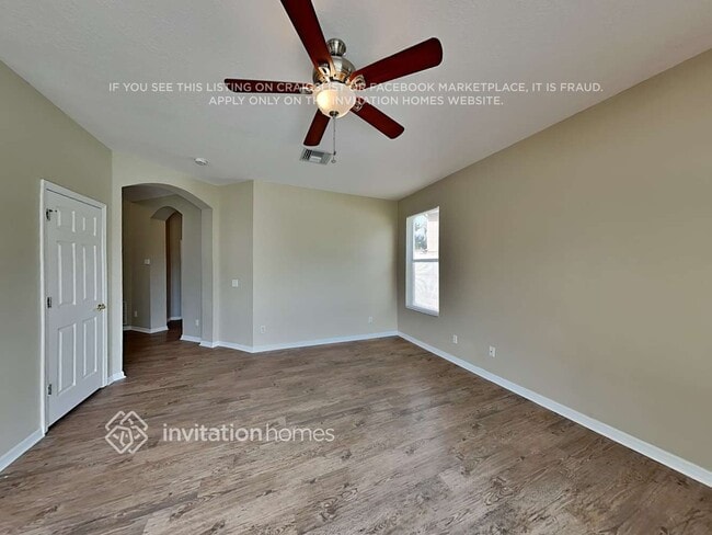 Building Photo - 27001 Arrowbrook Way