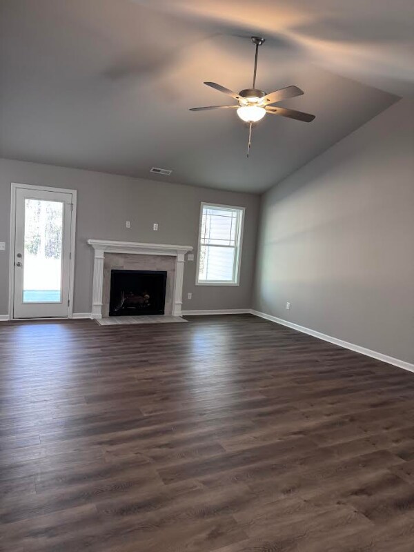 Foto del edificio - 405 Grand Oaks Dr