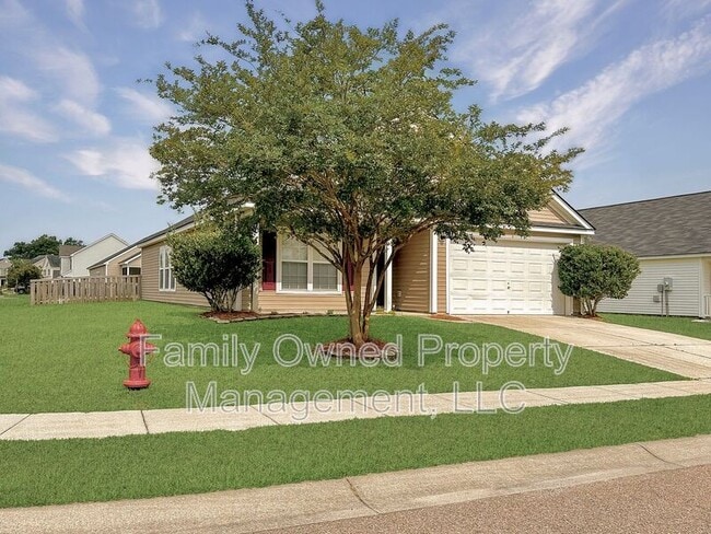 Building Photo - 261 Emerald Isle Dr