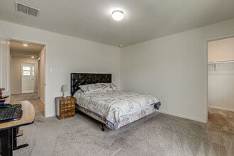 Building Photo - 14626 Hemlock Knl Ln