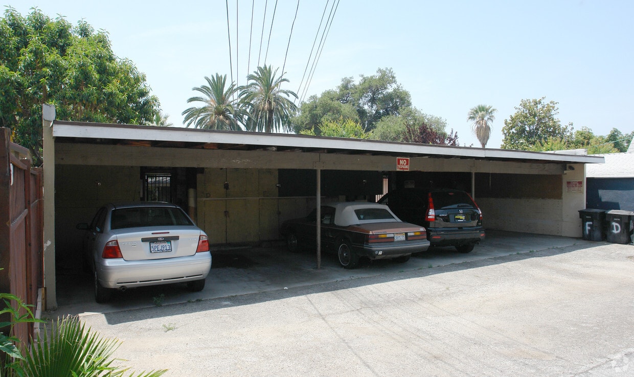 Building Photo - 331 A-F E. Palm Ave