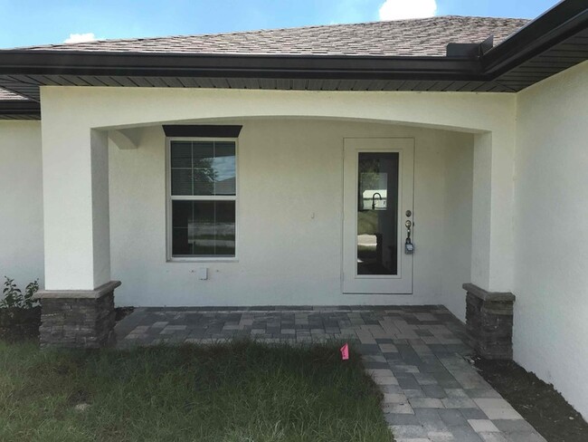 Building Photo - 2512 NW 24th Terrace