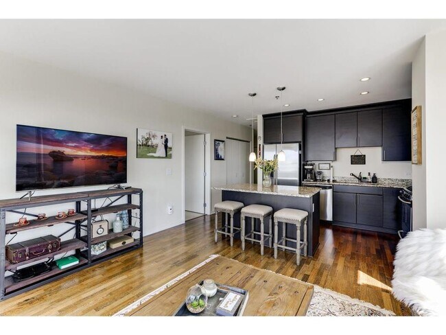 Foto del edificio - 929 Portland Ave